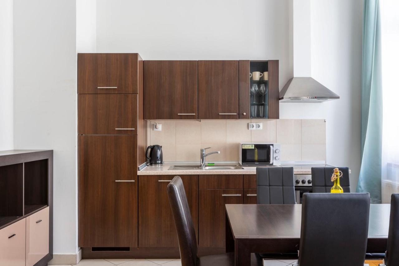 Central Gozsdu Aparment By Quentin Homes بودابست المظهر الخارجي الصورة